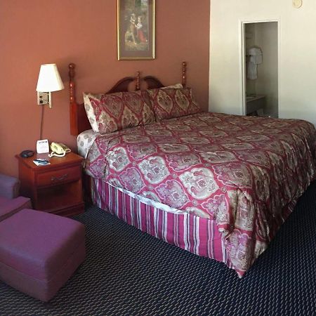 Scottish Inns Тупело Экстерьер фото